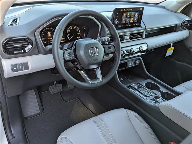 New 2025 Honda Pilot EX-L image 3