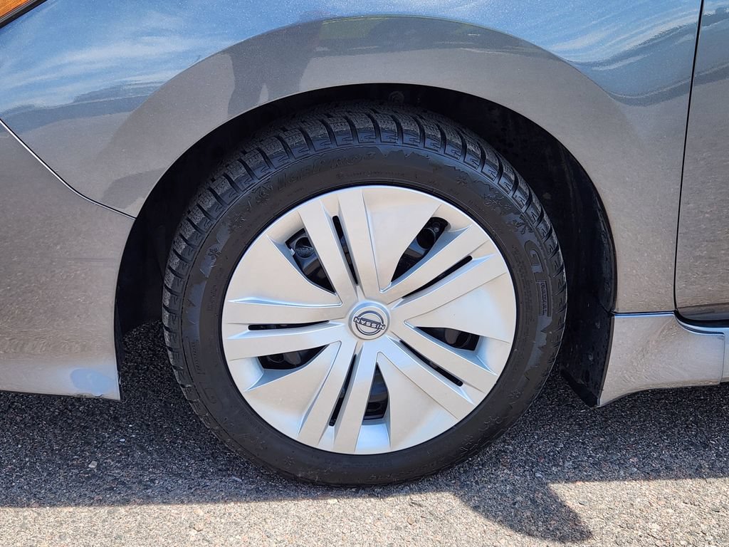 Certified 2024 Nissan Leaf S FWD image 9