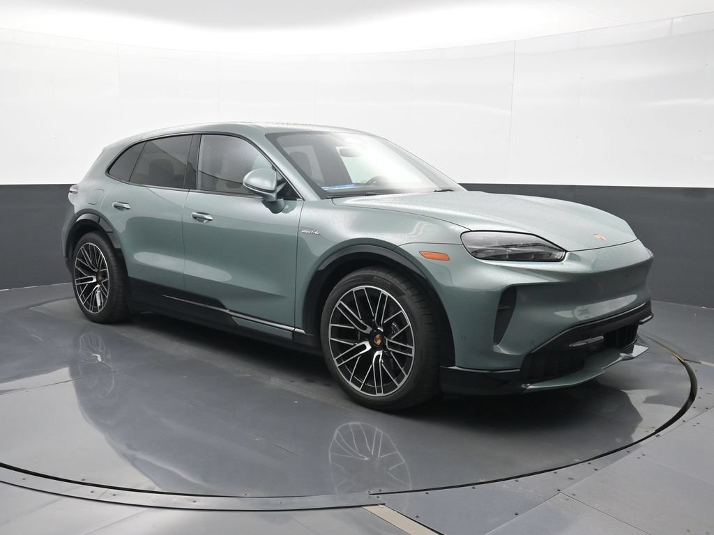 New 2026 Porsche Cayenne Electric AWD/4WD image 24