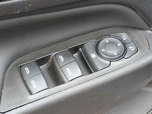 Used 2024 Chevrolet Equinox LT w/ LPO, Floor Liner Package FWD image 16
