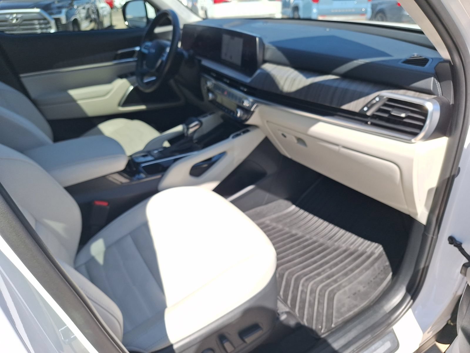 Used 2024 Kia Telluride SX Prestige AWD/4WD image 33