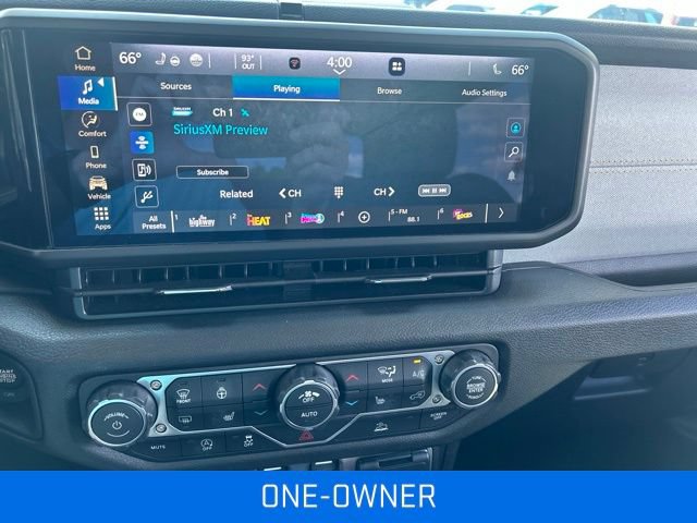 Used 2026 Jeep Wrangler Sport AWD/4WD image 3