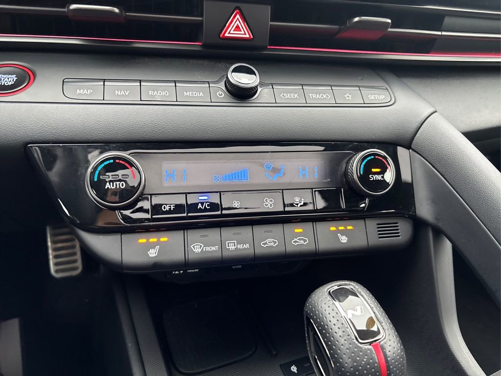 Certified 2024 Hyundai Elantra N Line image 31