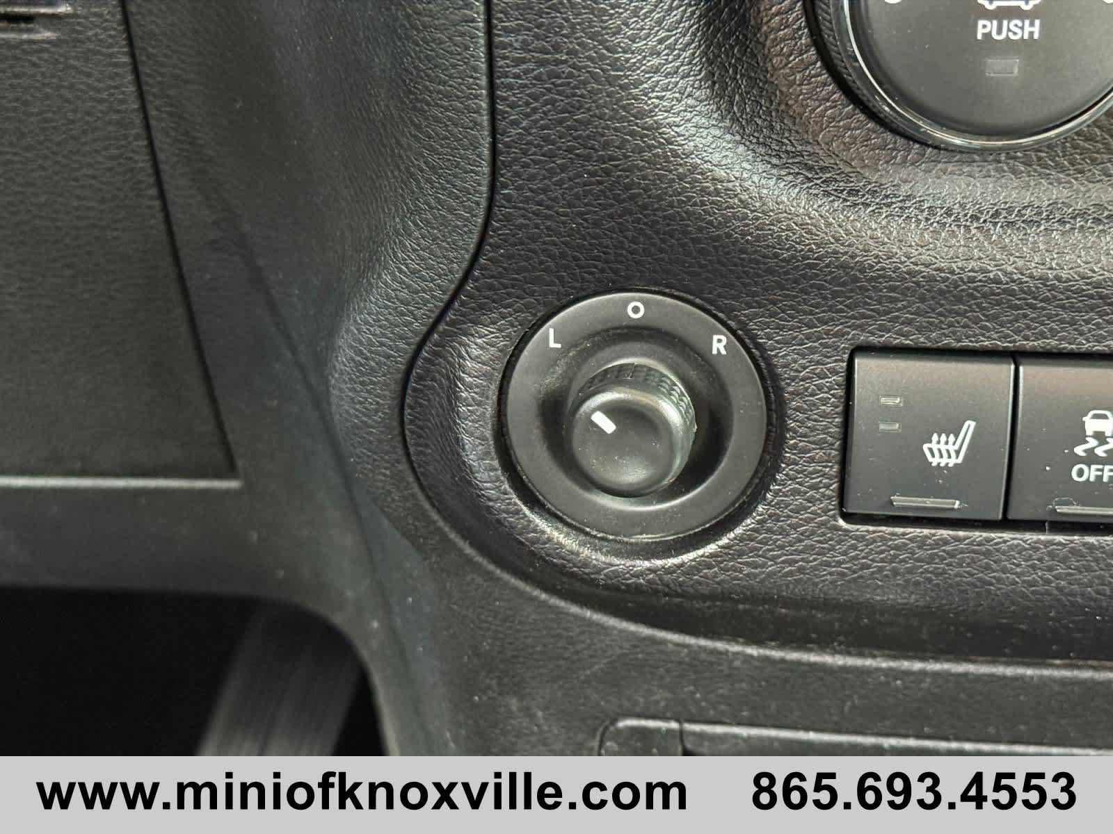 Used 2017 Jeep Wrangler Unlimited Sahara w/ Quick Order Package 24E Chief AWD/4WD image 22
