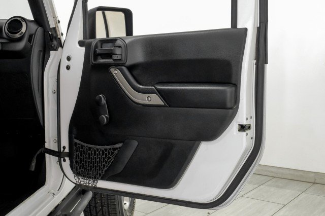Used 2017 Jeep Wrangler Unlimited Sport AWD/4WD image 41