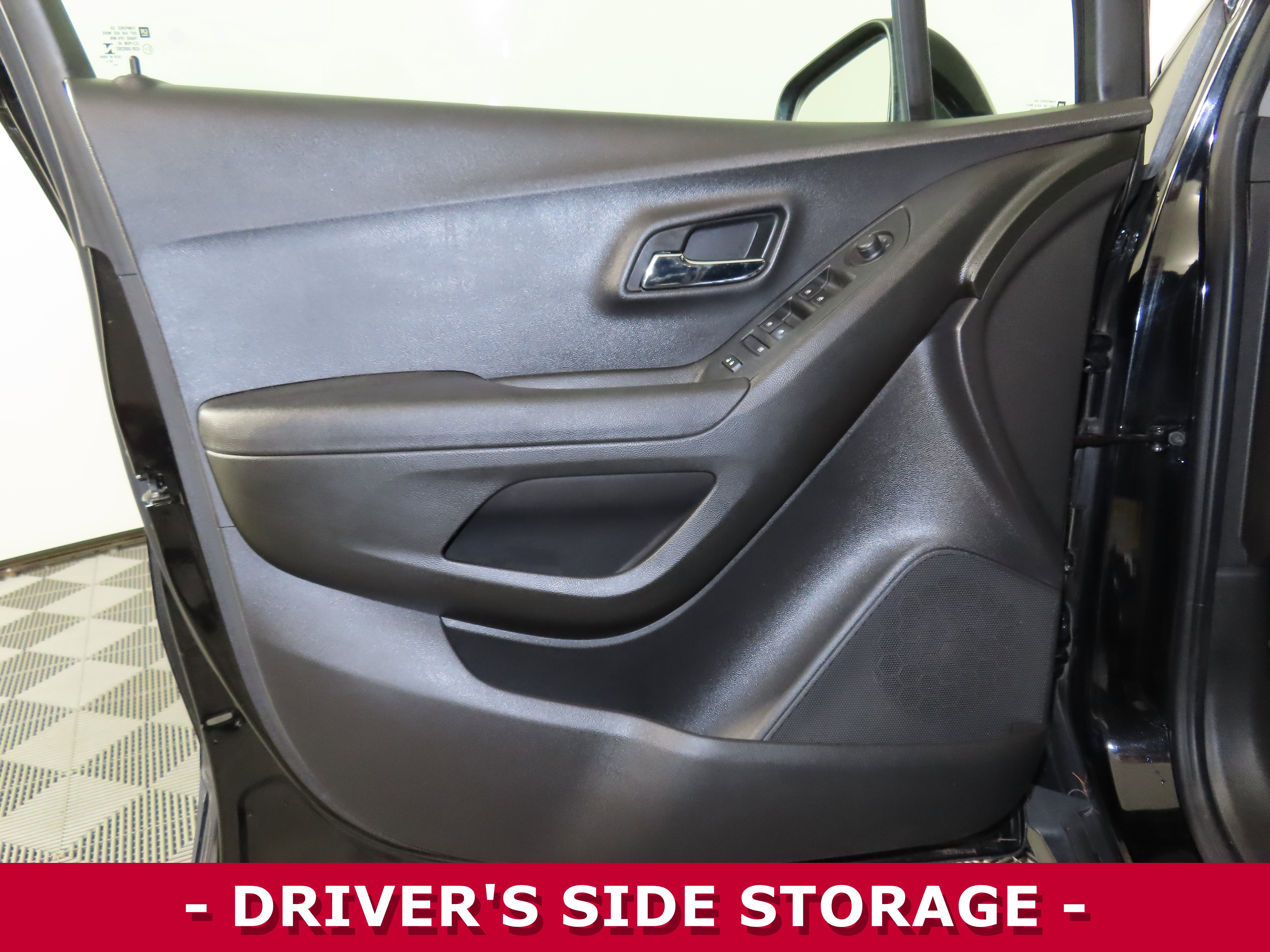 Used 2019 Chevrolet Trax LS image 5