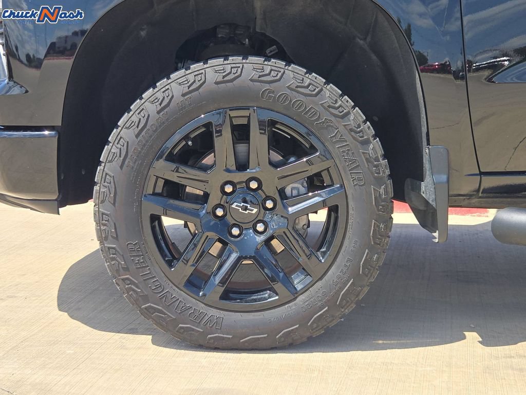 Used 2023 Chevrolet Silverado 1500 LT Trail Boss w/ LT Trail Boss Premium Package AWD/4WD image 9
