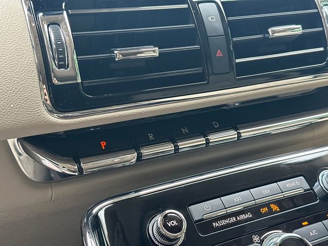 Certified 2020 Lincoln Navigator Reserve w/ Equipment Group 208A Reserve AWD/4WD image 31