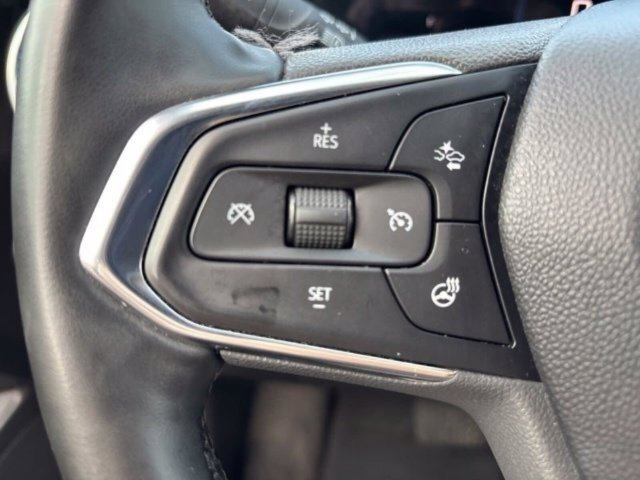Used 2025 Chevrolet Trax LT w/ LT Convenience Package FWD image 23