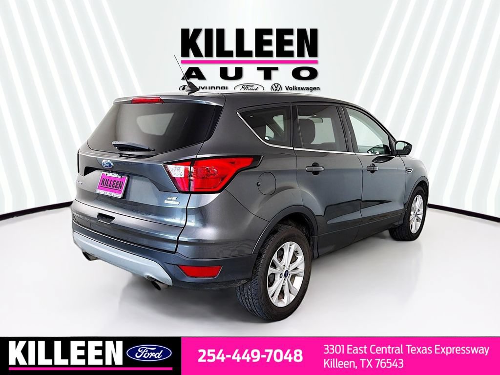 Certified 2019 Ford Escape SE FWD image 9