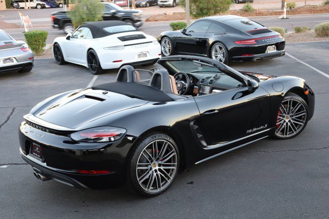 Used 2018 Porsche 718 Boxster S image 19