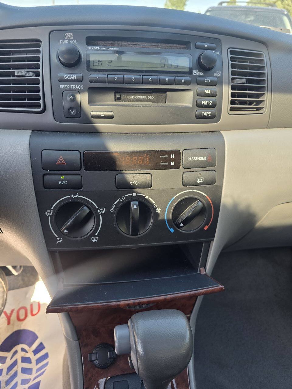 Used 2003 Toyota Corolla LE FWD image 22