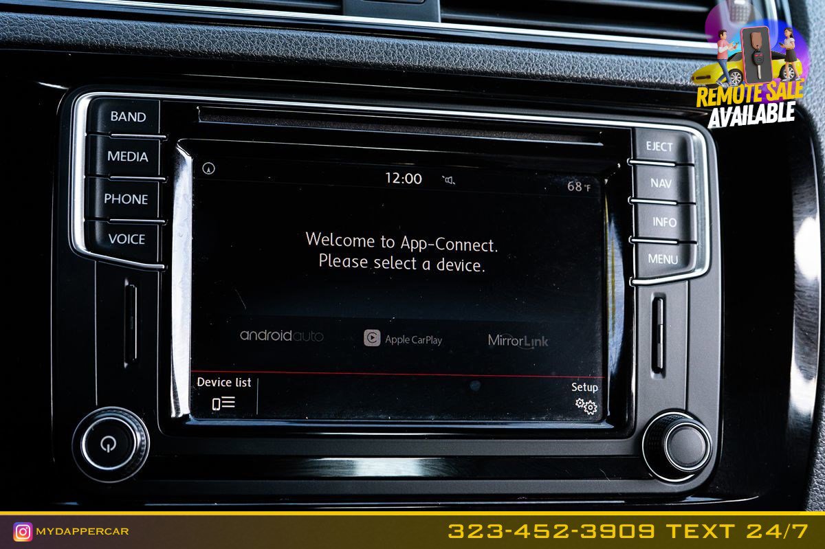 Used 2016 Volkswagen Jetta Sport image 28