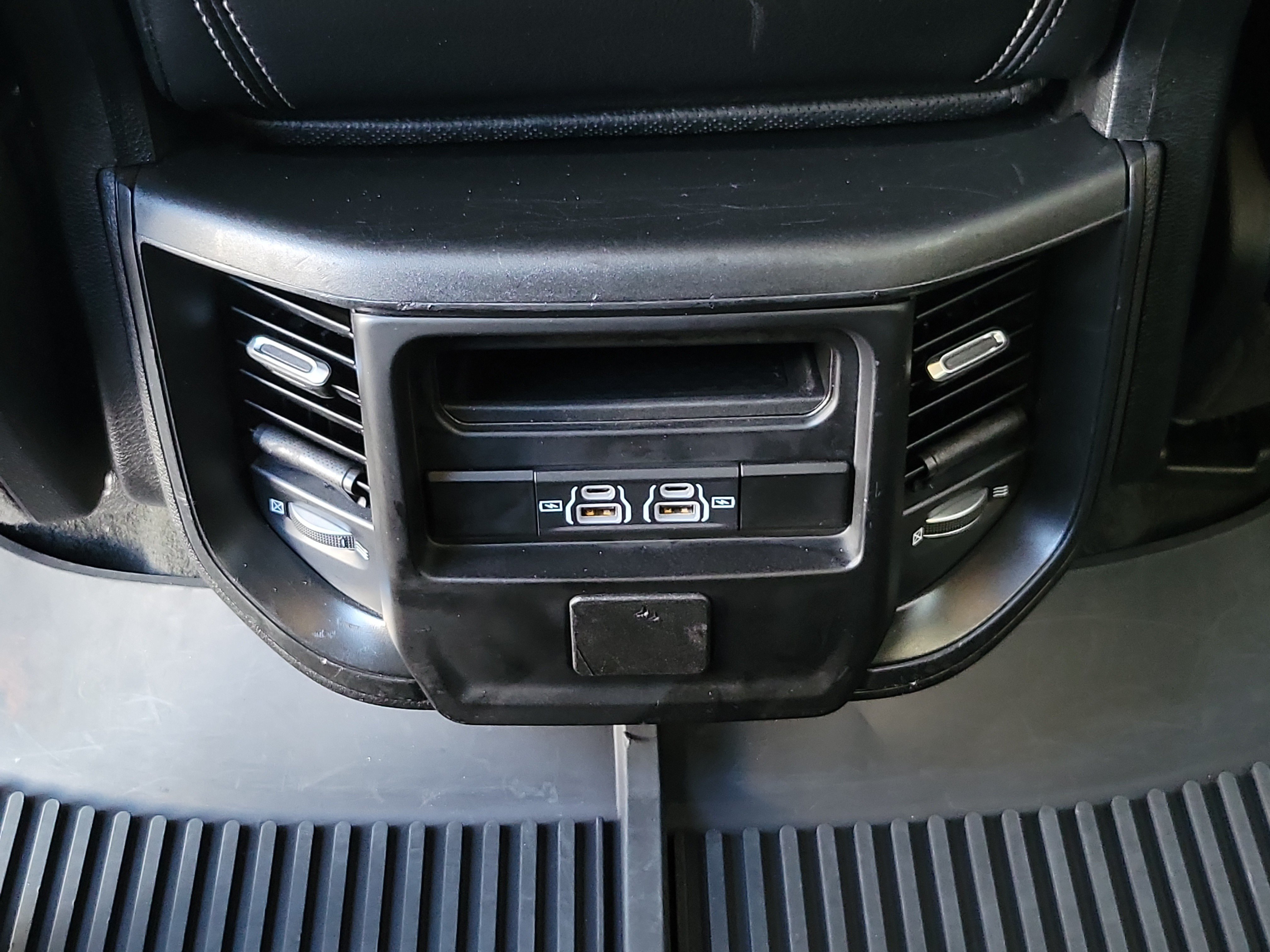 Used 2022 RAM 1500 Laramie RWD image 21