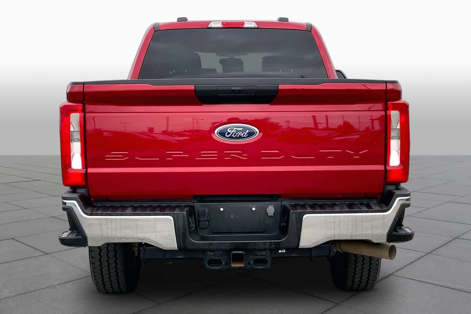 Used 2023 Ford F250 XLT w/ FX4 Off-Road Package AWD/4WD image 5