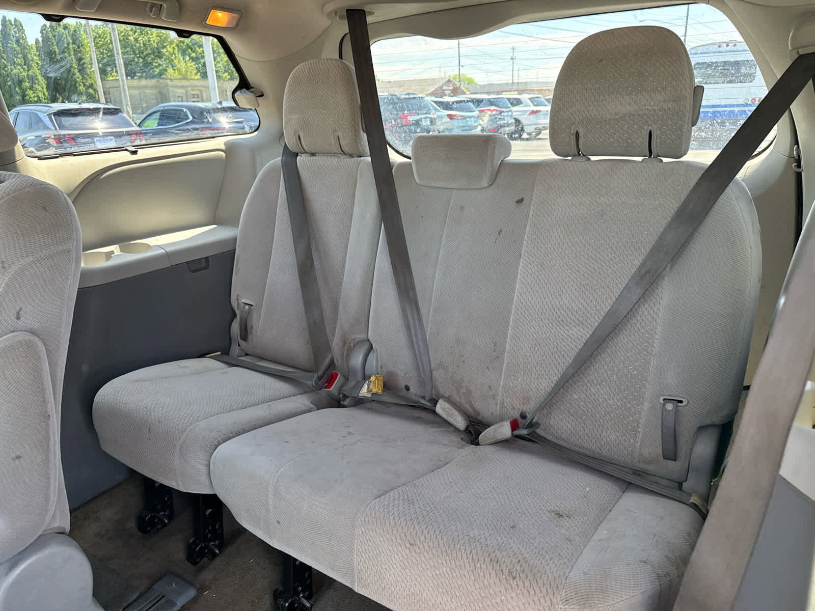 Used 2013 Toyota Sienna LE w/ Towing Pkg AWD/4WD image 21