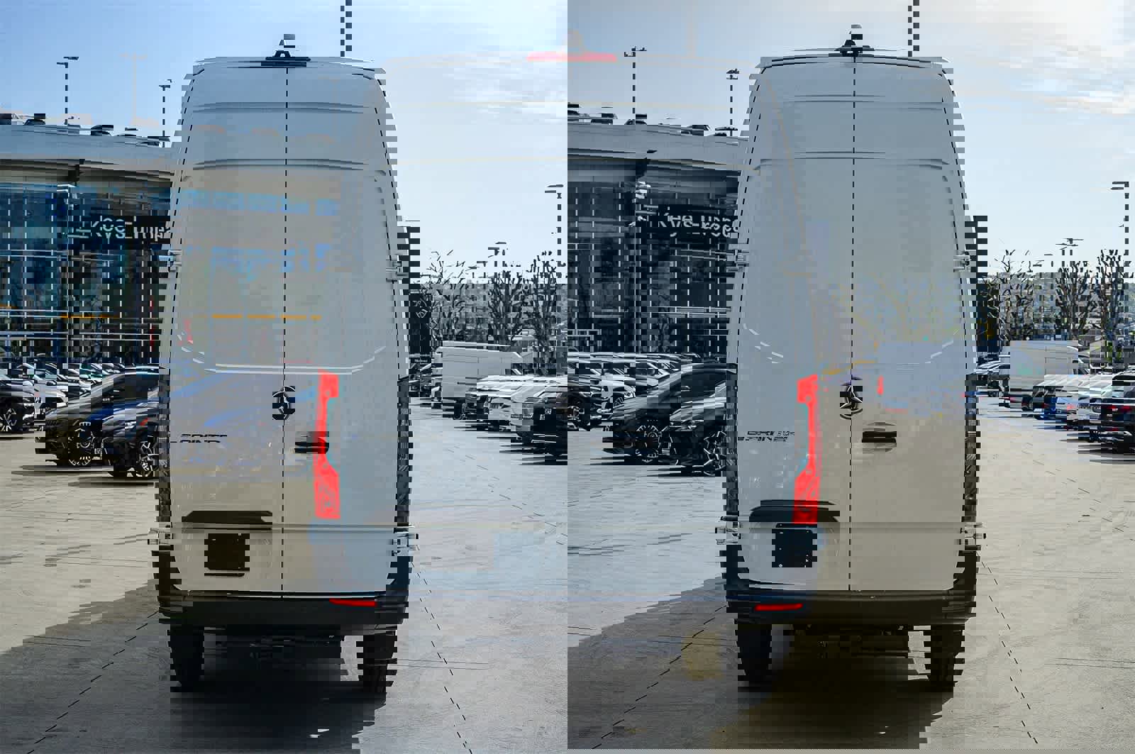 New 2024 Mercedes-Benz eSprinter 170 Cargo image 3
