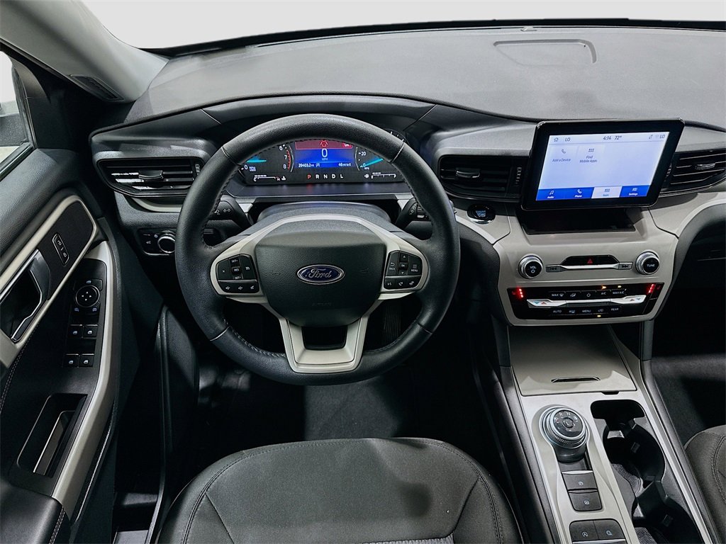 Used 2024 Ford Explorer XLT image 21