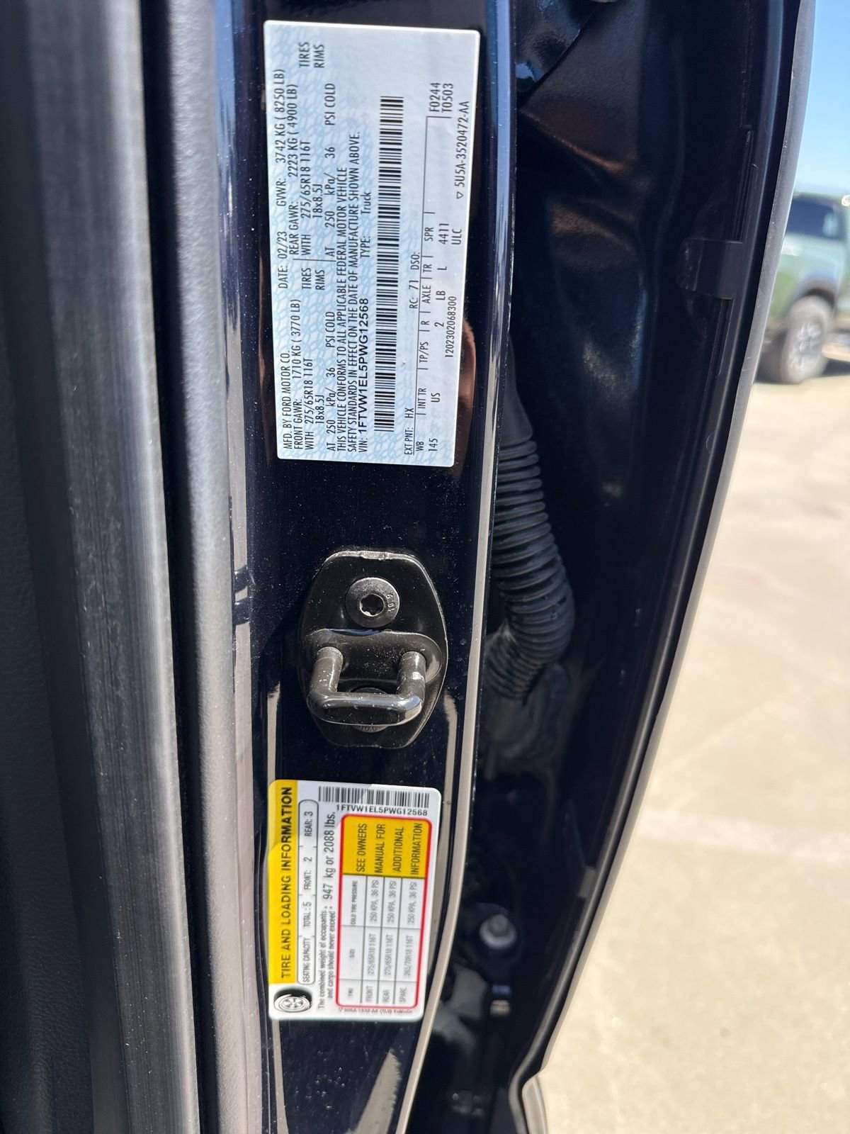 Used 2023 Ford F150 Lightning XLT AWD/4WD image 10