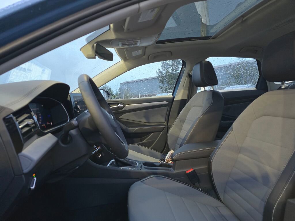 New 2026 Volkswagen Jetta SE image 20