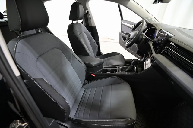 New 2025 Volkswagen Jetta SE image 22