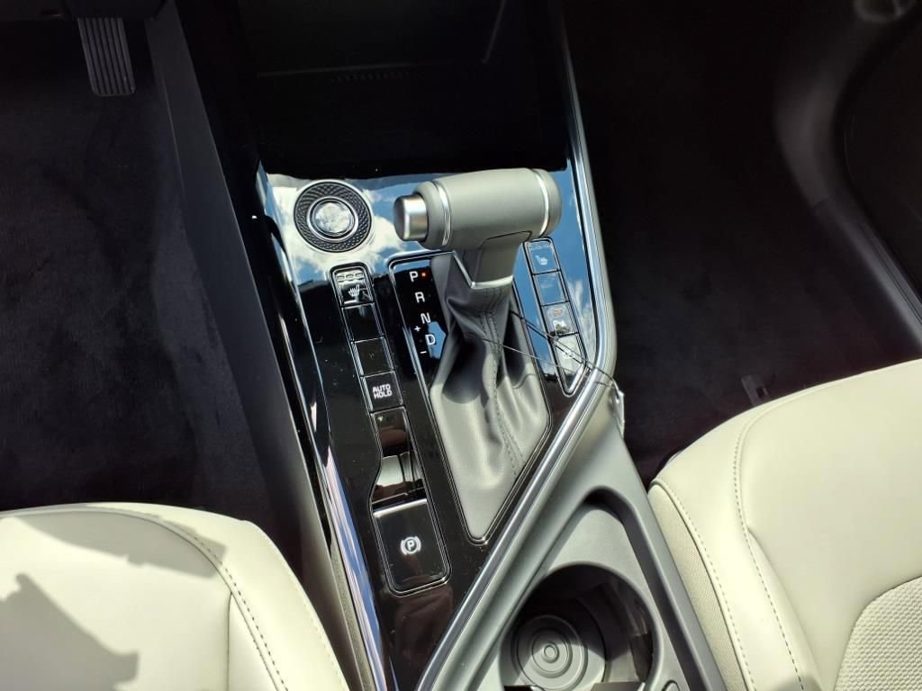 New 2025 Kia Niro EX image 24