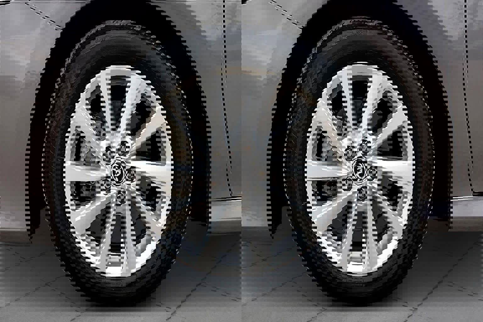 Used 2023 Toyota Camry LE w/ Convenience Package image 11