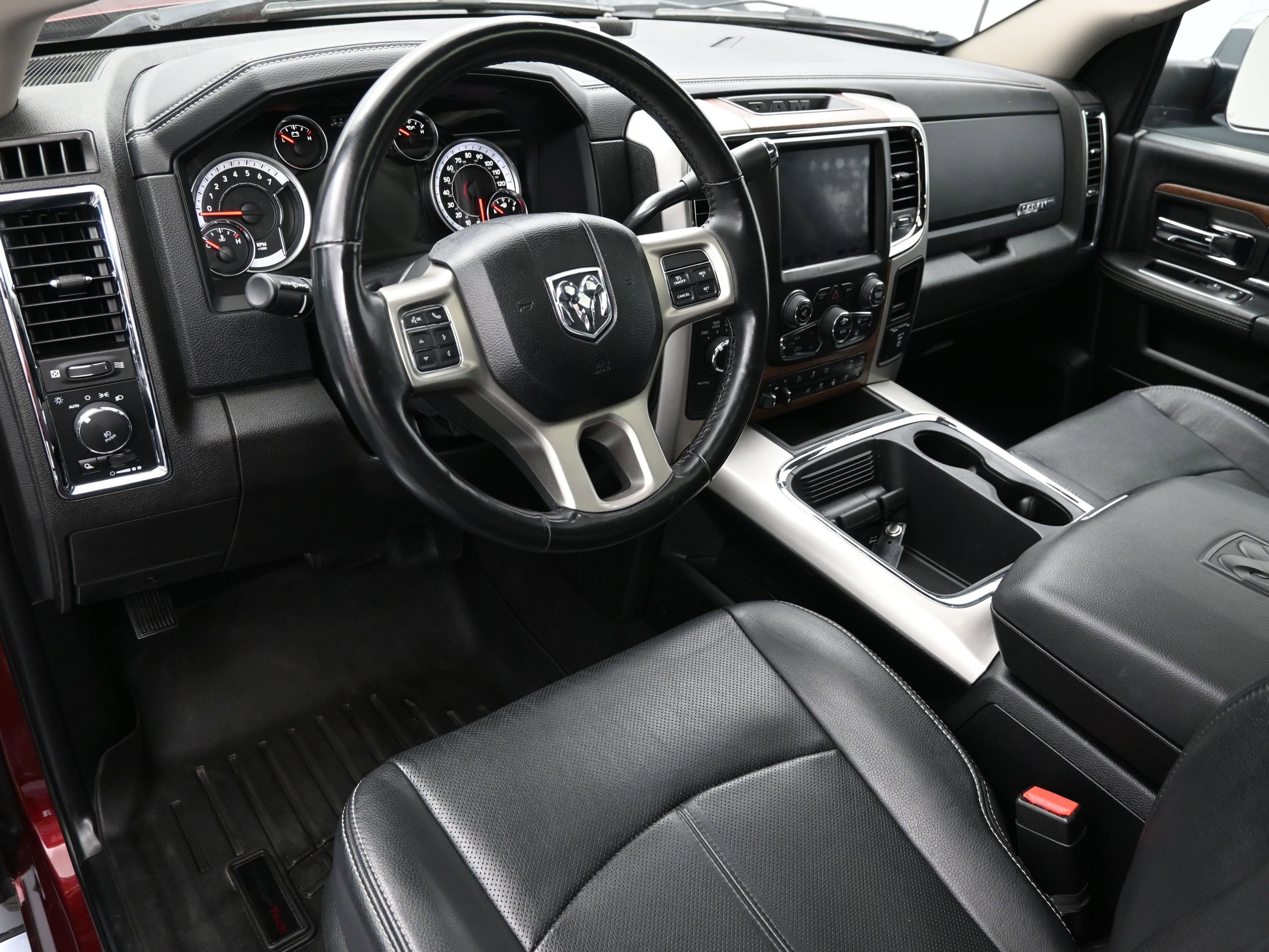 Used 2018 RAM 2500 Laramie w/ Off Road Package AWD/4WD image 22