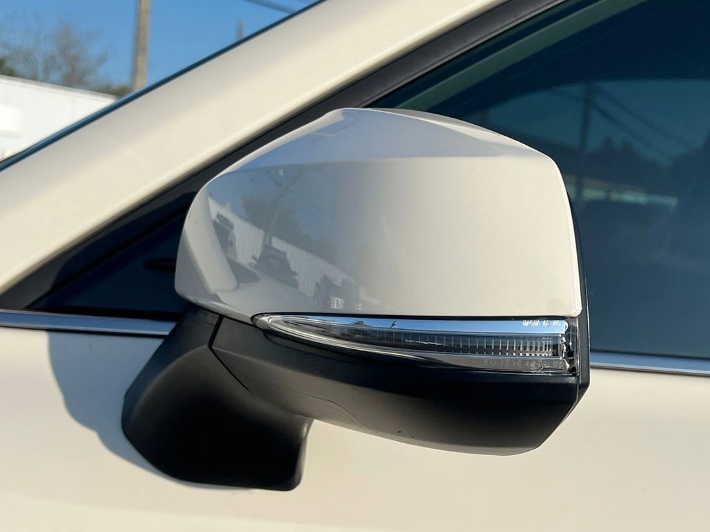 Used 2024 Toyota Grand Highlander XLE image 11