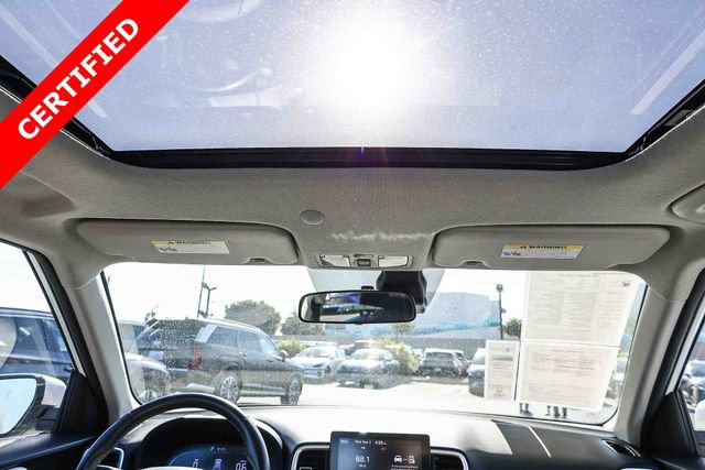 Certified 2023 Hyundai Venue SEL image 16