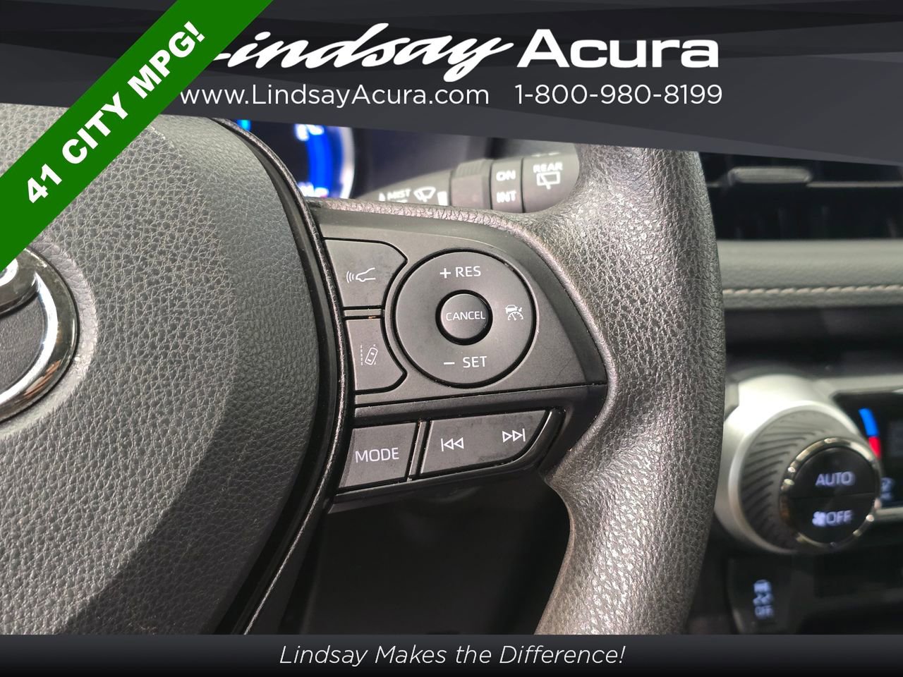 Used 2025 Toyota RAV4 XLE image 15