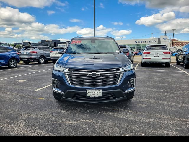 Used 2023 Chevrolet Traverse LT FWD image 7