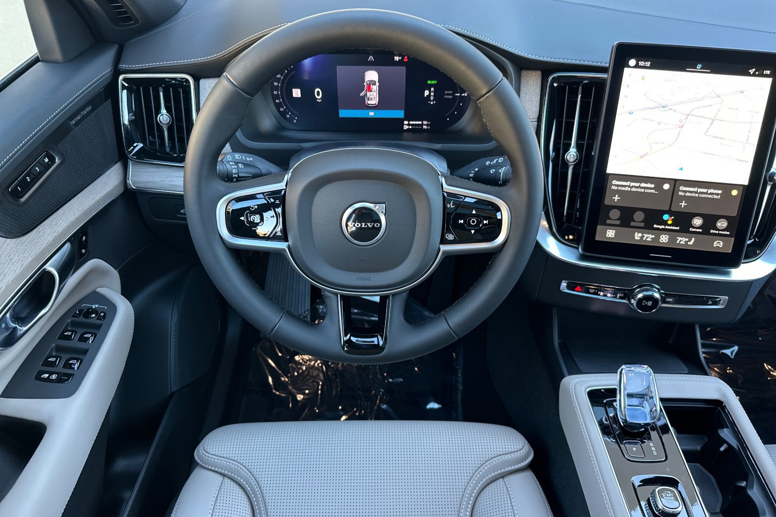 New 2026 Volvo XC90 T8 Ultra w/ Protection Package Premier image 12