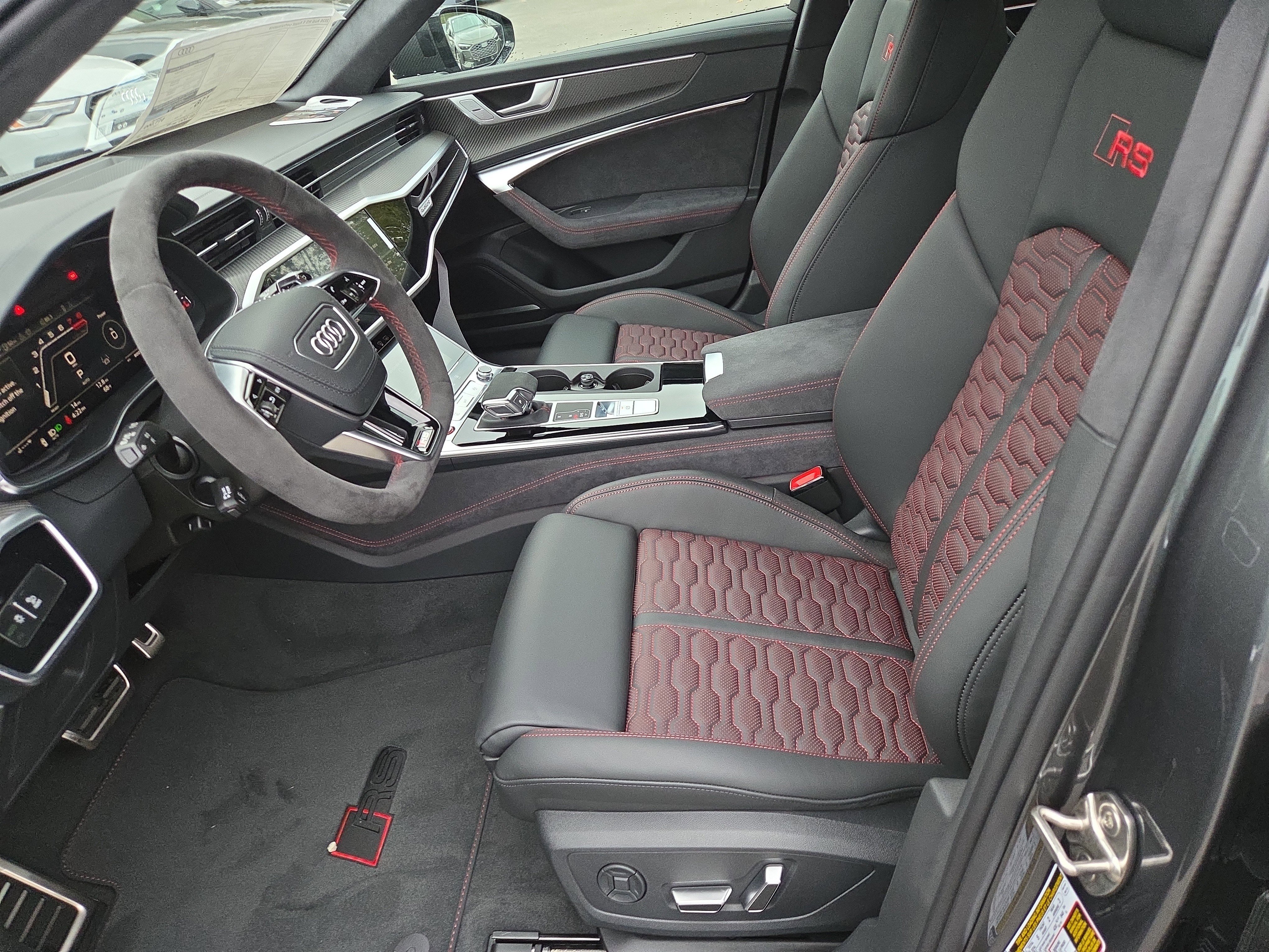 New 2026 Audi RS 6 performance image 4