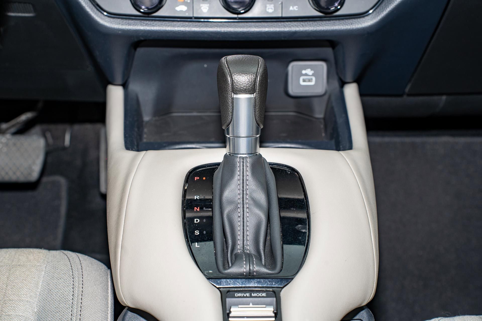 Used 2023 Honda HR-V LX image 23