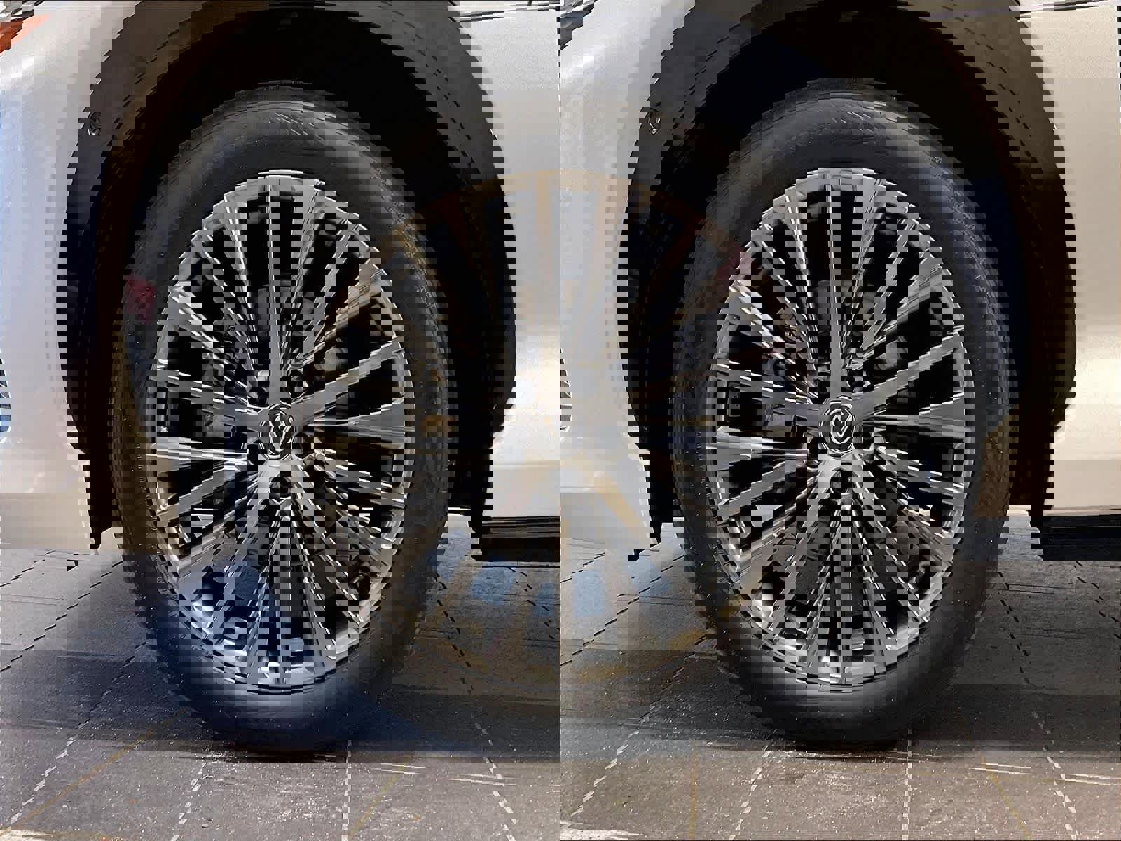 Used 2023 Lexus RZ 450e Premium w/ Accessory Package (2T) AWD/4WD image 7