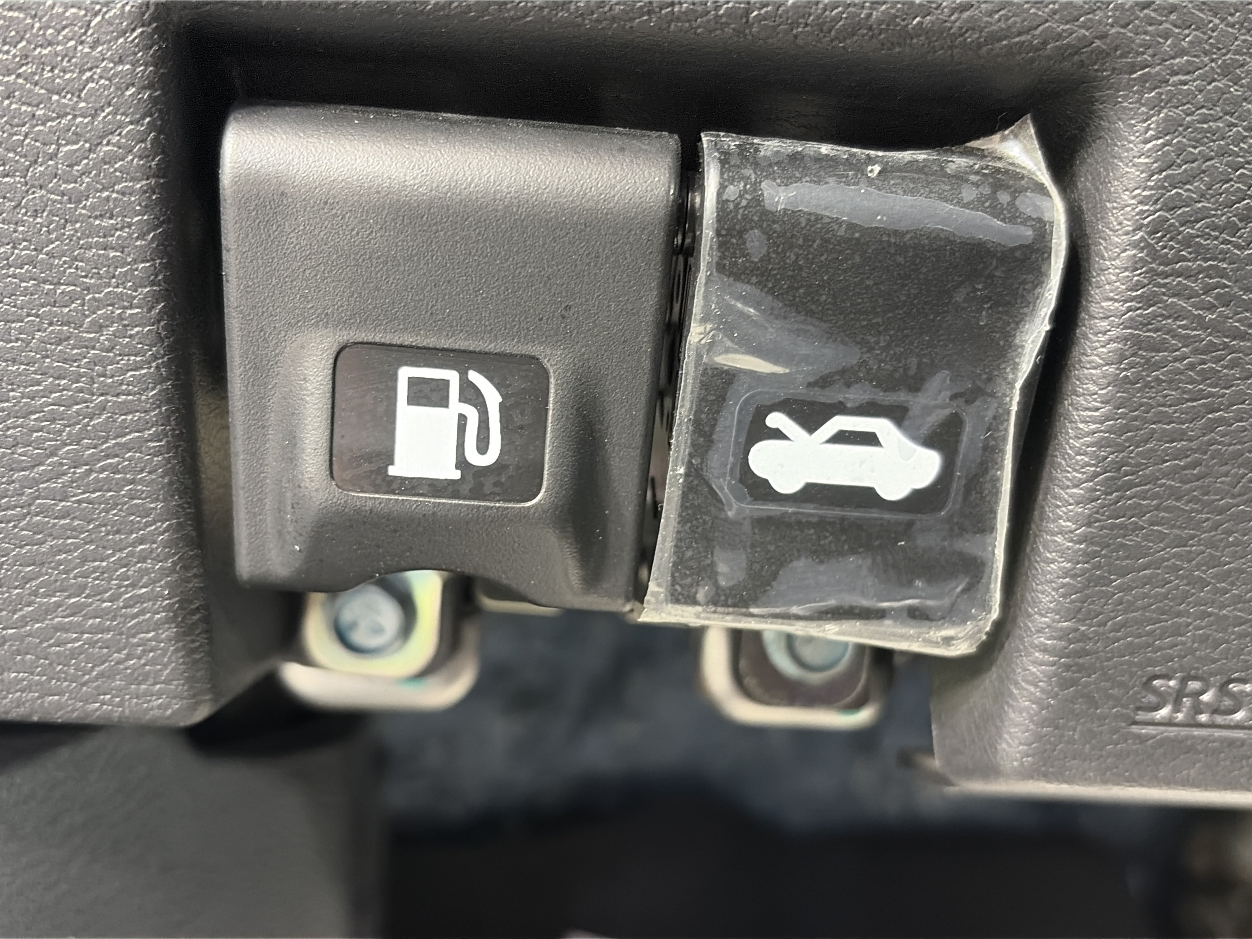 Used 2025 Nissan Versa SV w/ Trunk Package FWD image 26