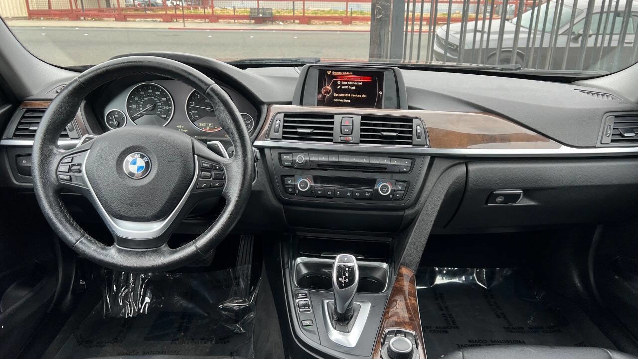 Used 2015 BMW 328i xDrive Wagon image 9