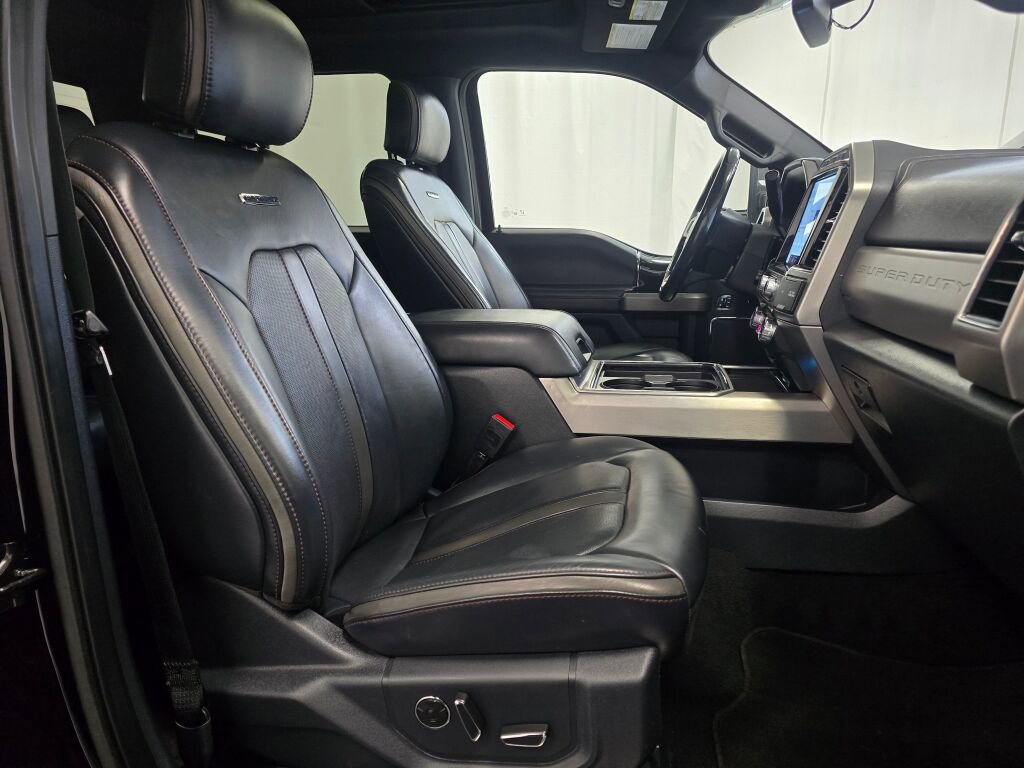 Used 2022 Ford F350 Platinum image 29