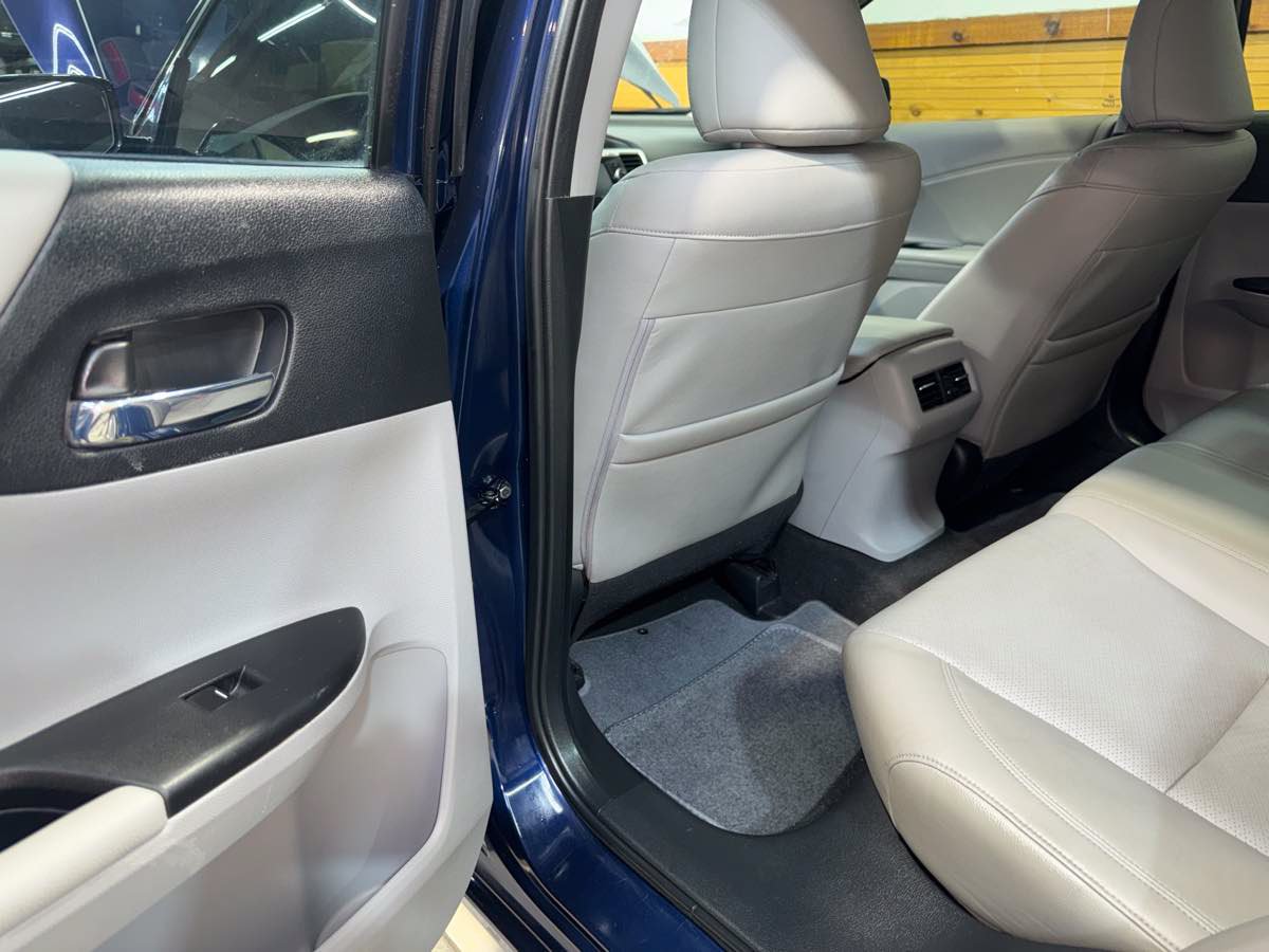 Used 2015 Honda Accord EX-L image 24