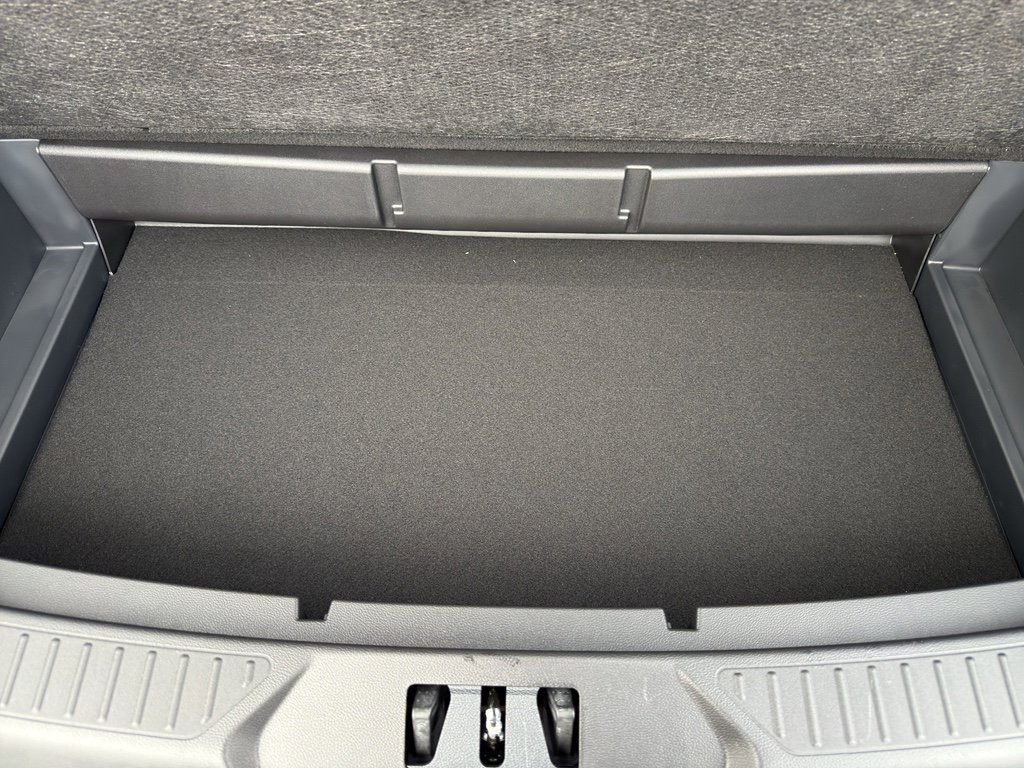 New 2026 Ford Explorer ST-Line w/ ST-Line Street Pack image 32