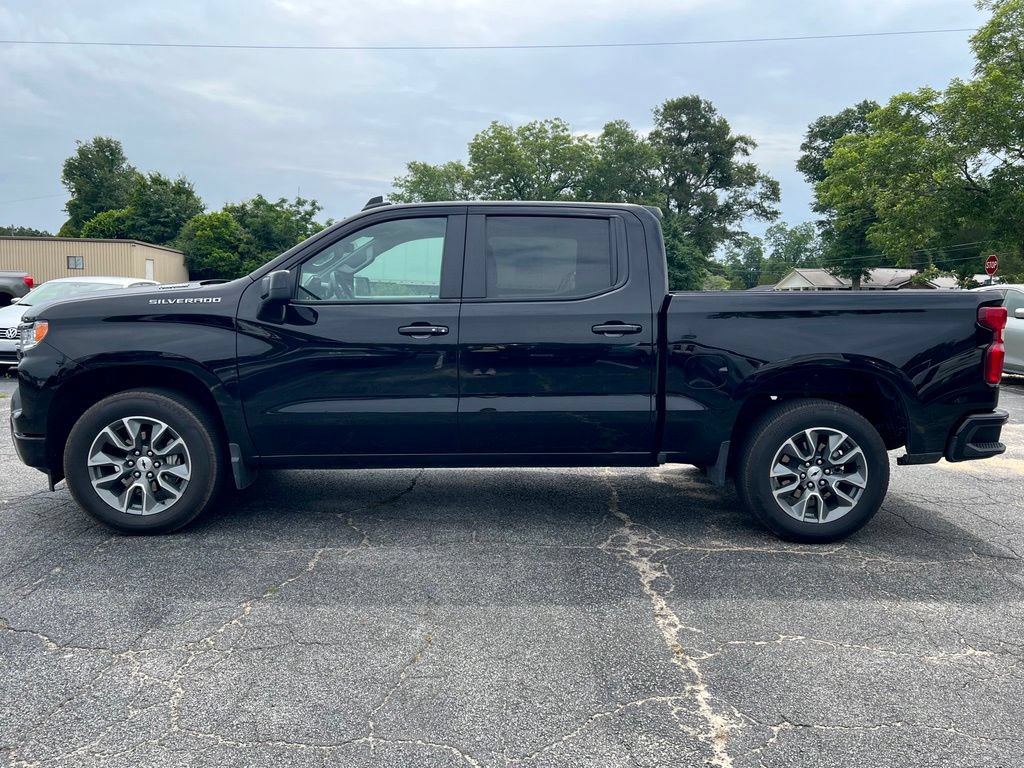 Used 2025 Chevrolet Silverado 1500 RST RWD image 8