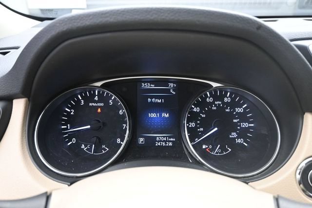Used 2015 Nissan Rogue SV w/ SV Premium Package FWD image 31