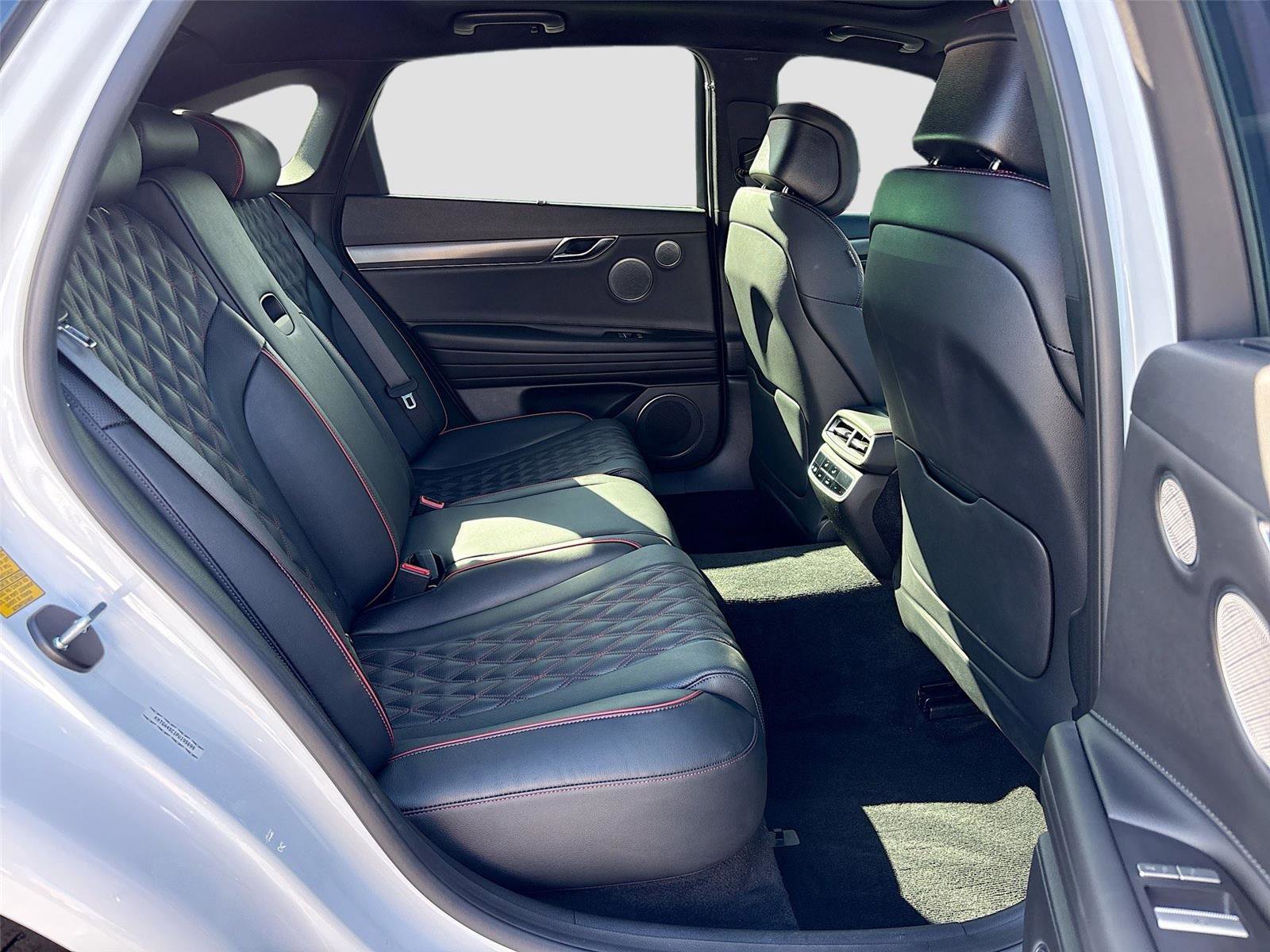 Used 2023 Genesis G80 2.5T w/ Sport Prestige Package image 33