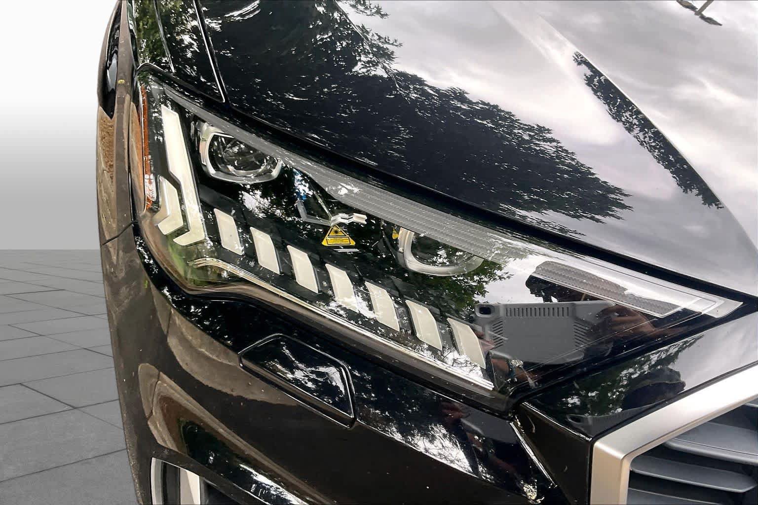 Used 2020 Audi Q7 3.0T Prestige AWD/4WD image 28