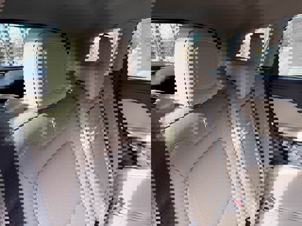 New 2026 Lincoln Corsair Premiere image 19