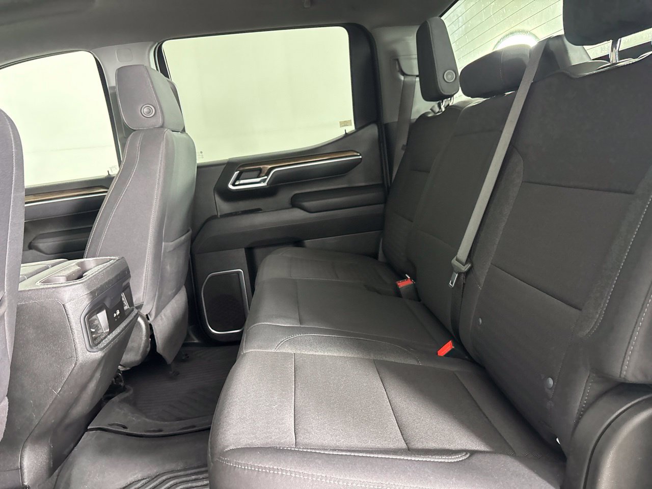 Used 2025 Chevrolet Silverado 1500 LT AWD/4WD image 21