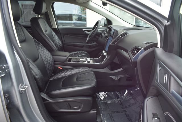Used 2024 Ford Edge Titanium AWD/4WD image 46