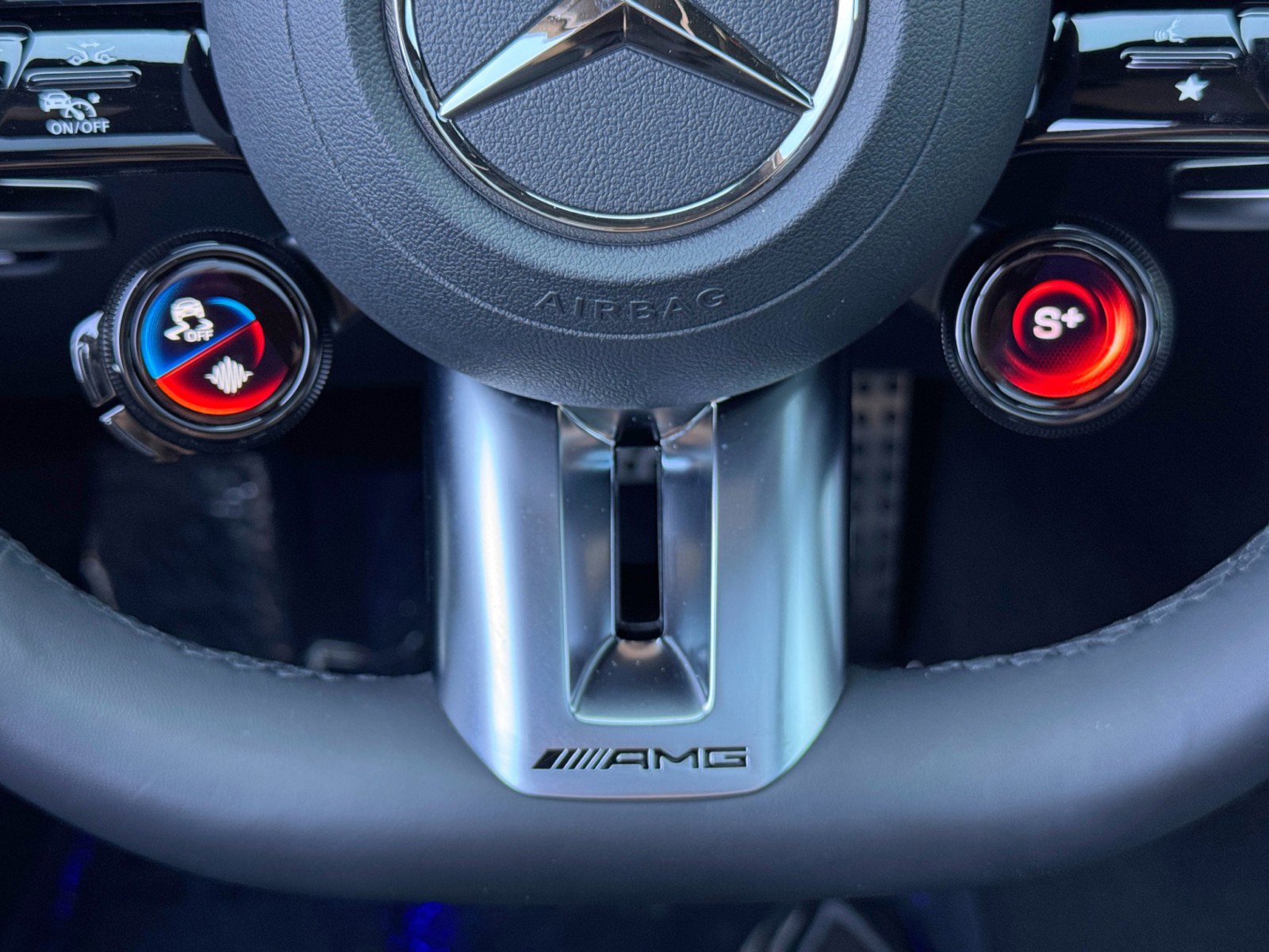 Used 2025 Mercedes-Benz GLC 63 AMG S w/ Driver Assistance Package image 26