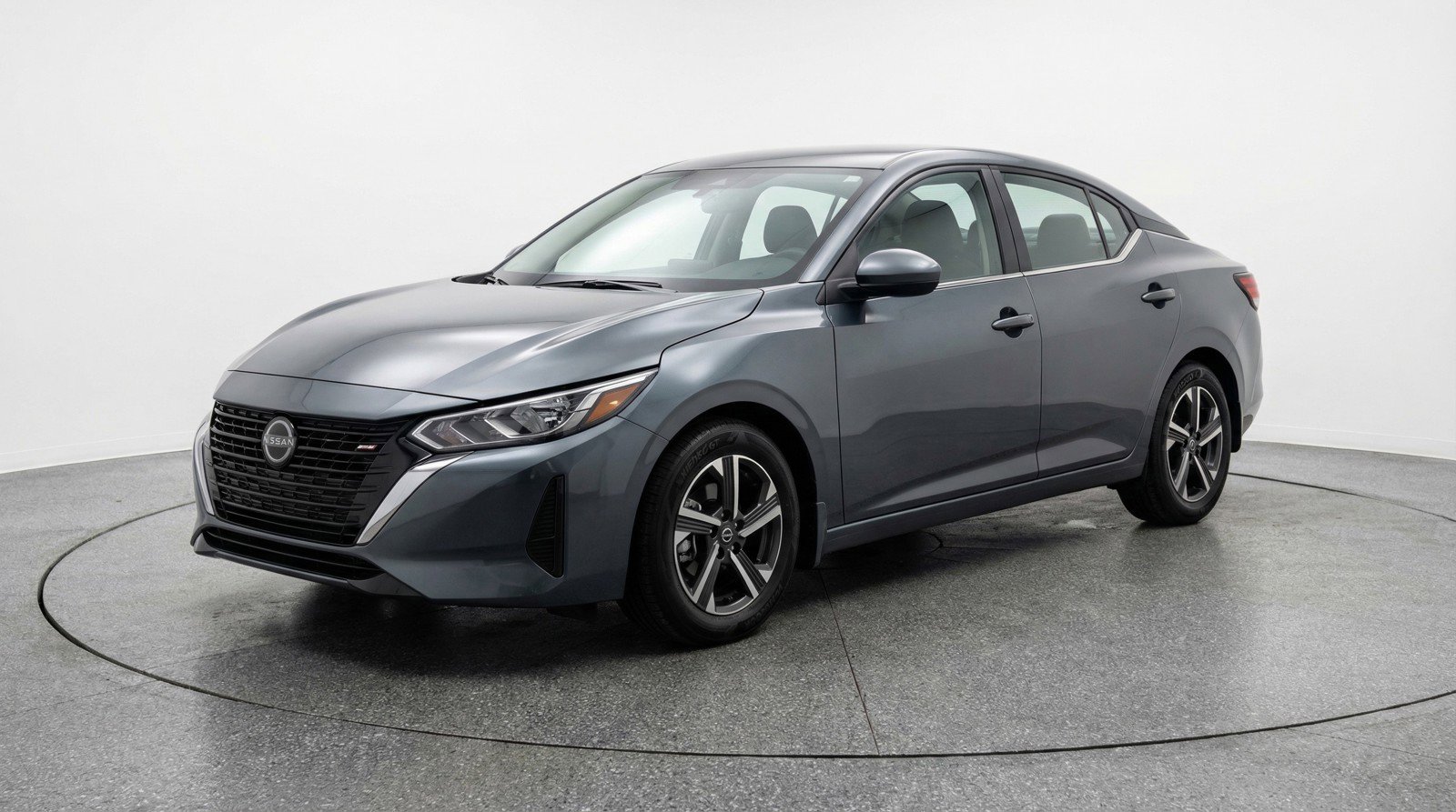 Used 2025 Nissan Sentra SV FWD image 3